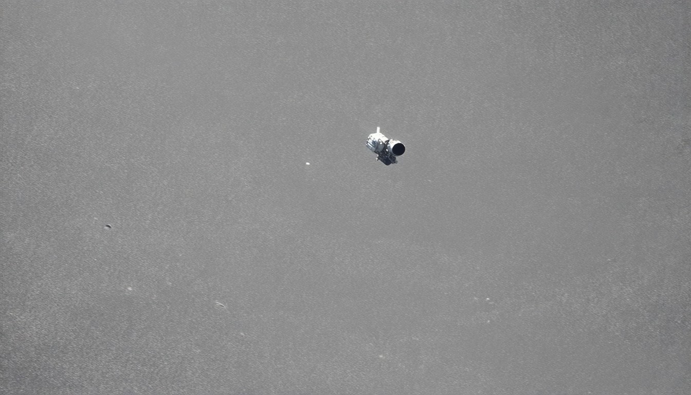 Artemis mission approaches lunar loop for first flyby since 1972