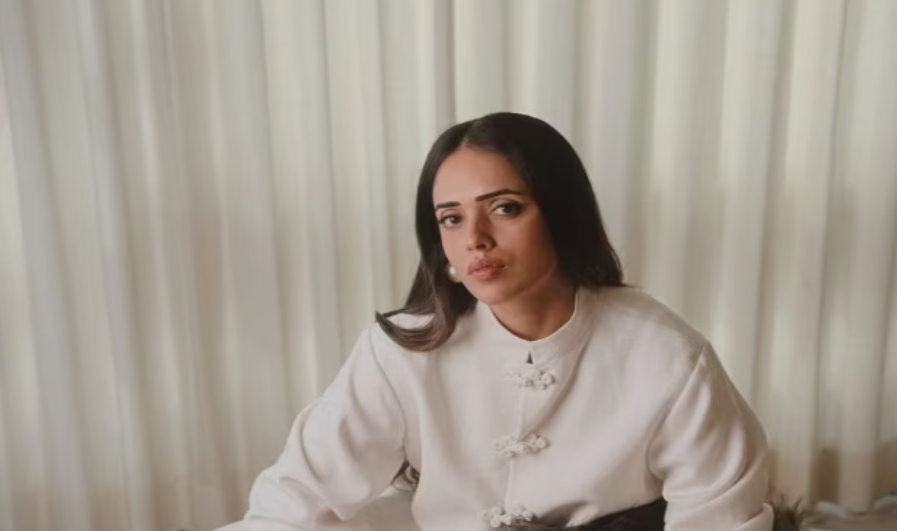 Ekaya Banaras Founder Palak Shah’s ₹40 Lakh Billboard Mistake Became a Masterclass in Startup Marketing