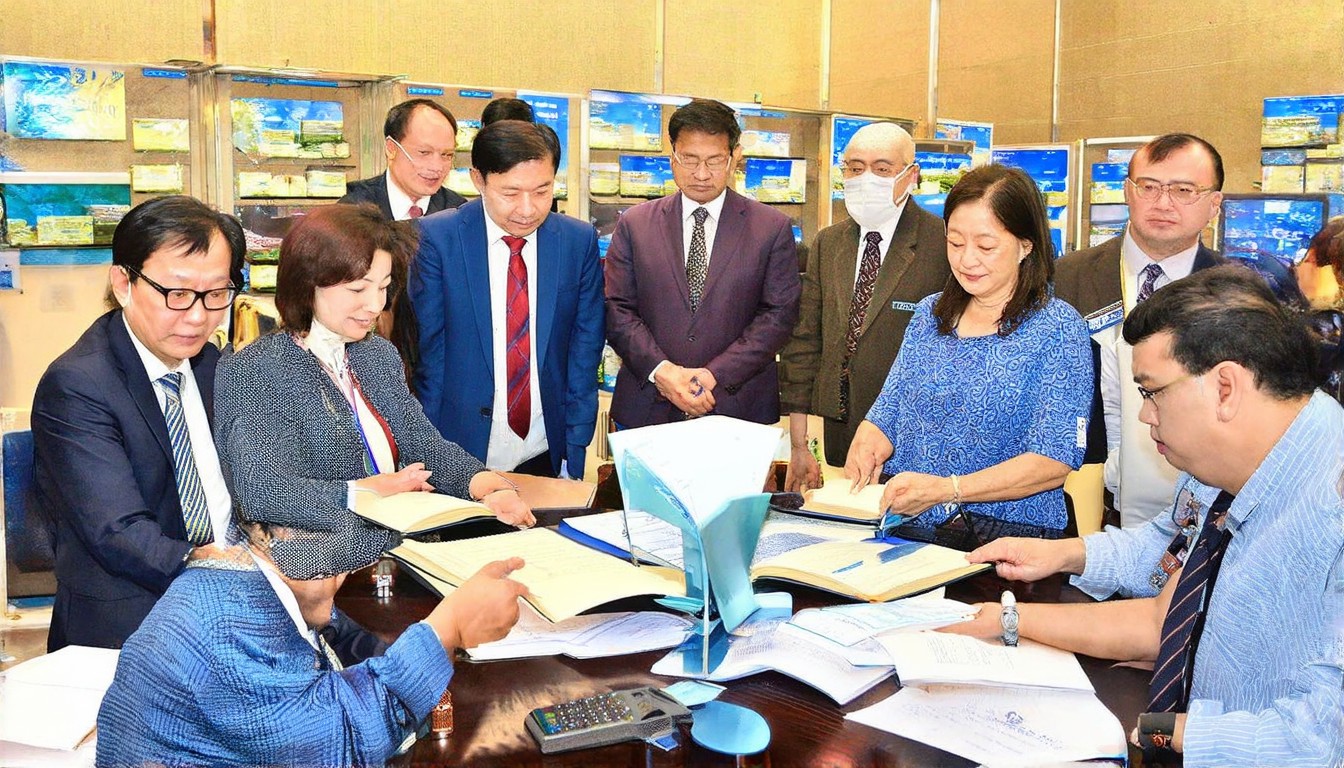 ZTE and Kcell sign strategic MoU to boost terminal ecosystem and FWA services in Kazakhstan