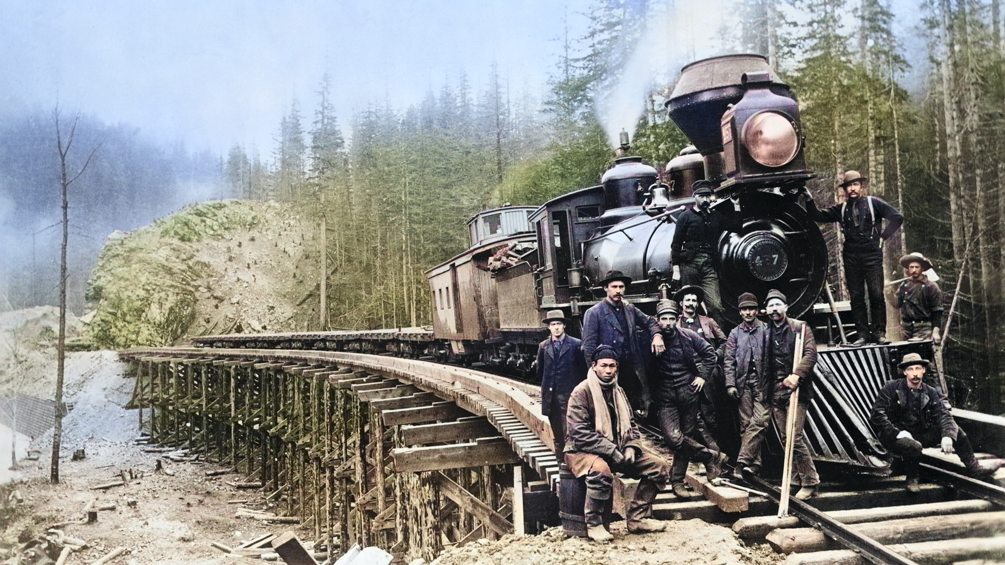 7 captivating photos of train travel’s first century