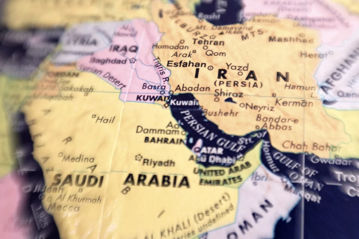 U.K. Plans 35-Nation Summit to Address Hormuz Crisis