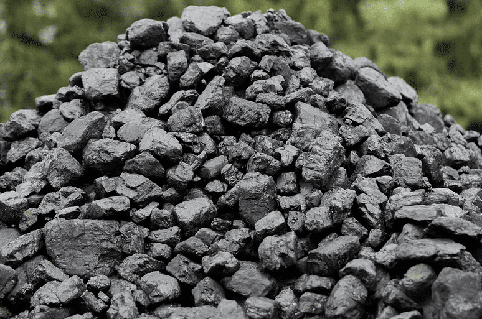 Italy Ready to Restart Coal-Fired Plants, Postpone Total Coal Phaseout