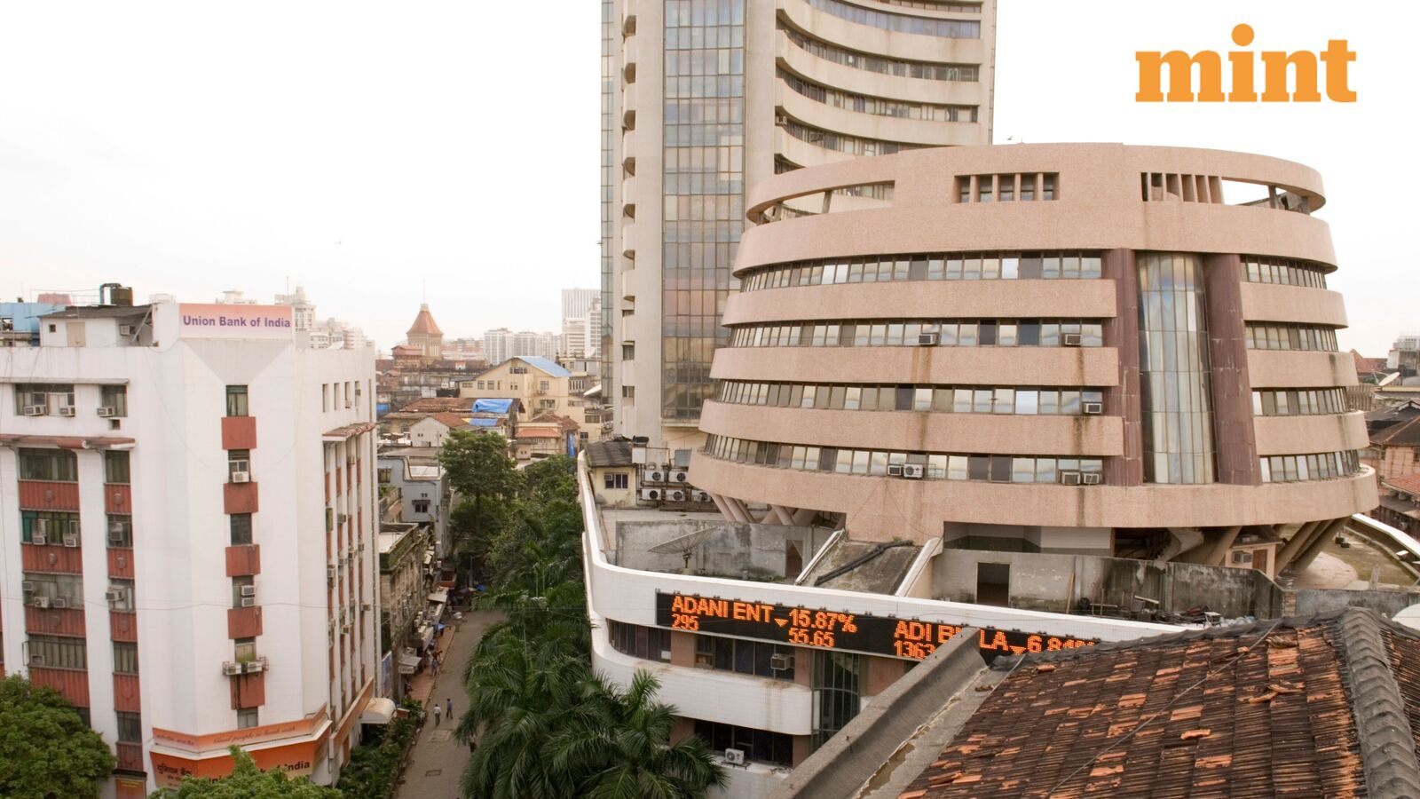 FPIs maintain intense selling in Indian stocks in April as geopolitical tensions dampen investor sentiments