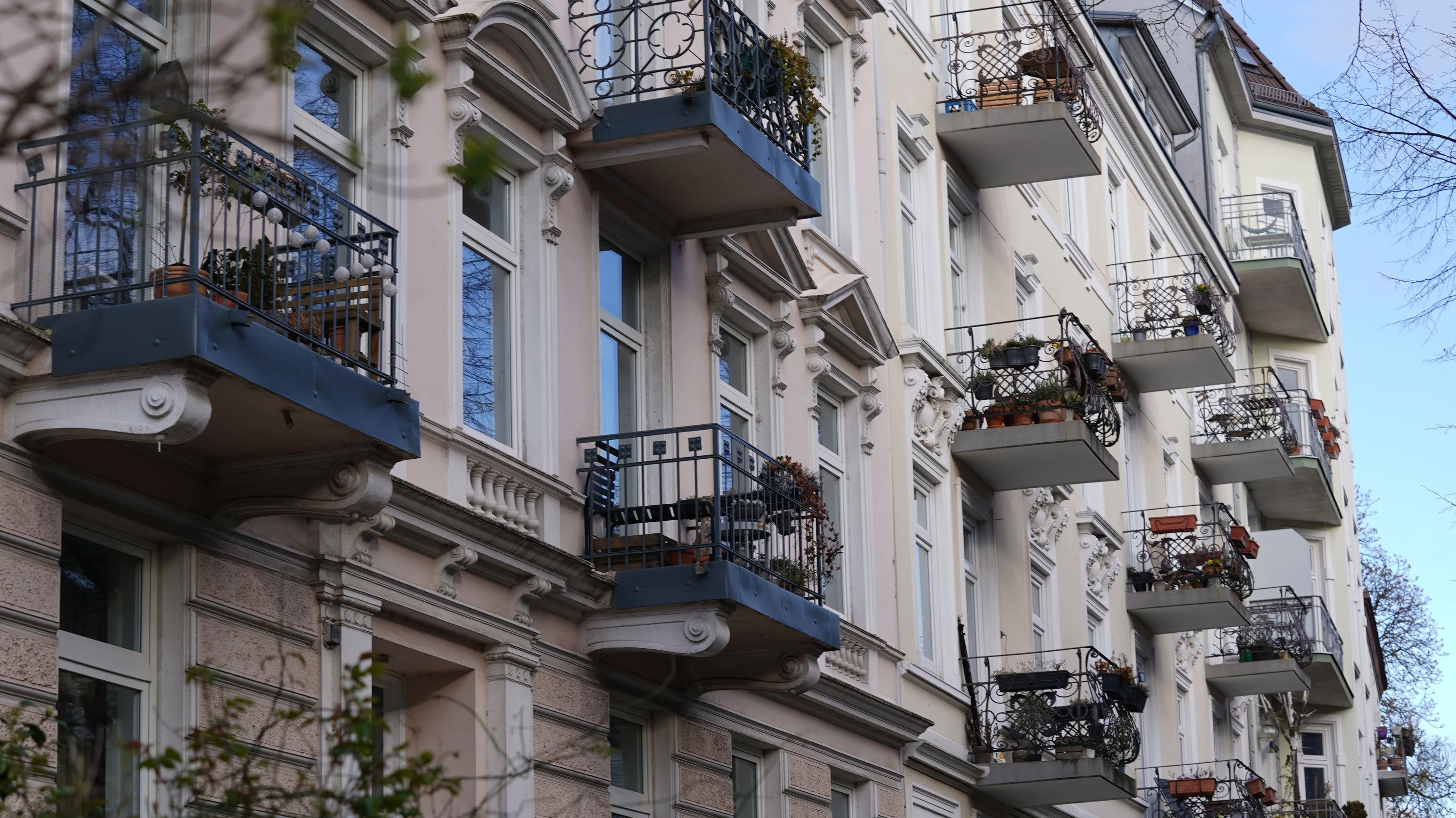 Abkühlung am Immobilienmarkt: Höhere Mieten halbieren das Interesse sogar in München