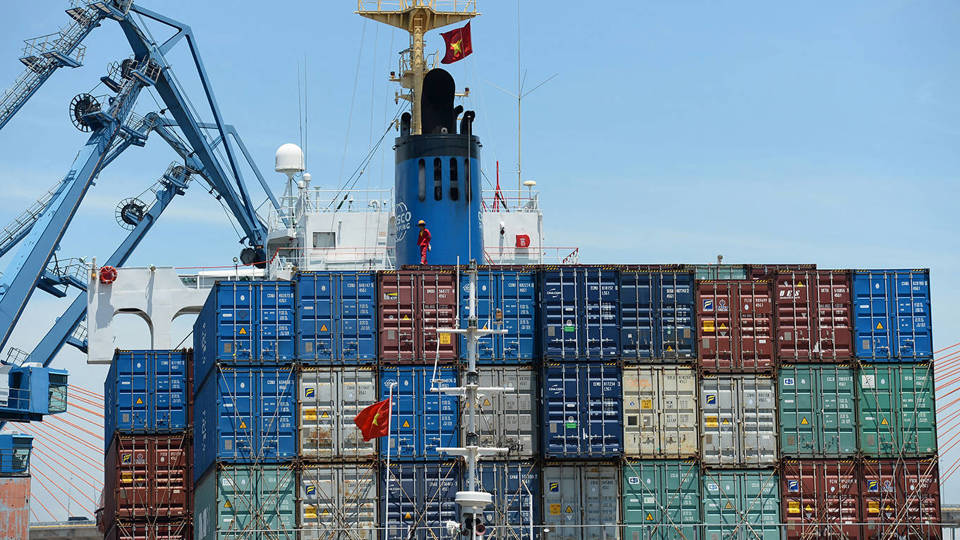 Why US-China Decoupling Isn’t Happening
