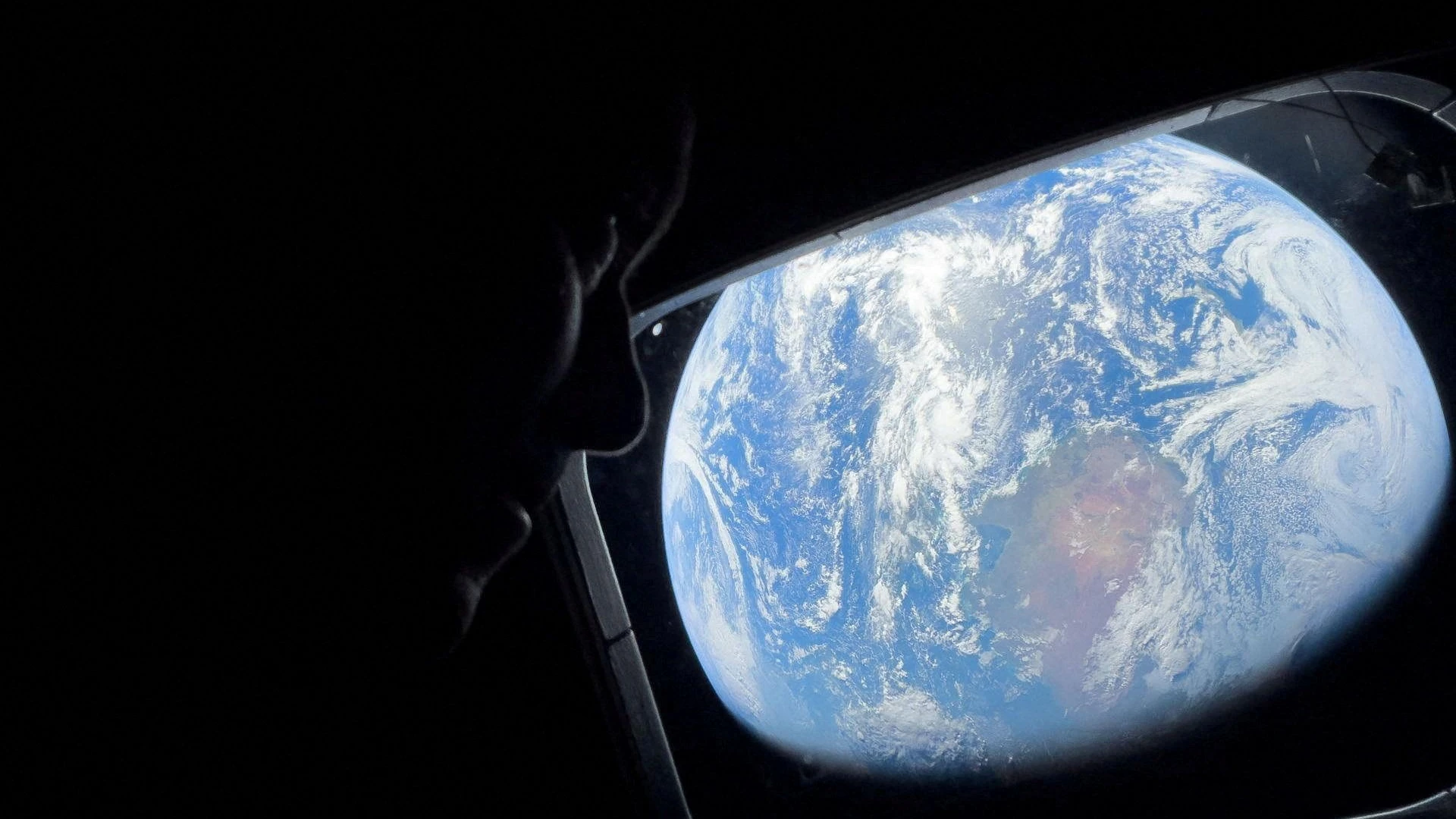 Mondmission: „Artemis 2“ weiter von Erde entfernt als je Menschen zuvor