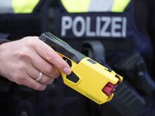 27-Jähriger klaute Schnaps an Tankstelle: Berliner Polizei nimmt betrunkenen Randalierer fest