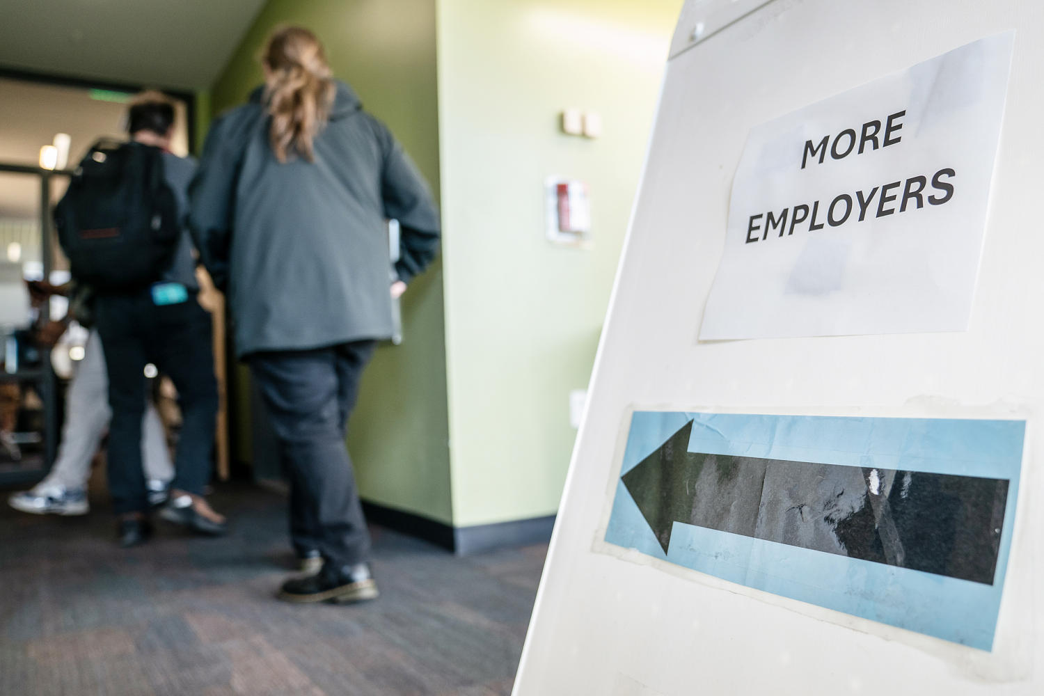 U.S. added 178,000 jobs in March, a resilient labor market just as Iran war escalated