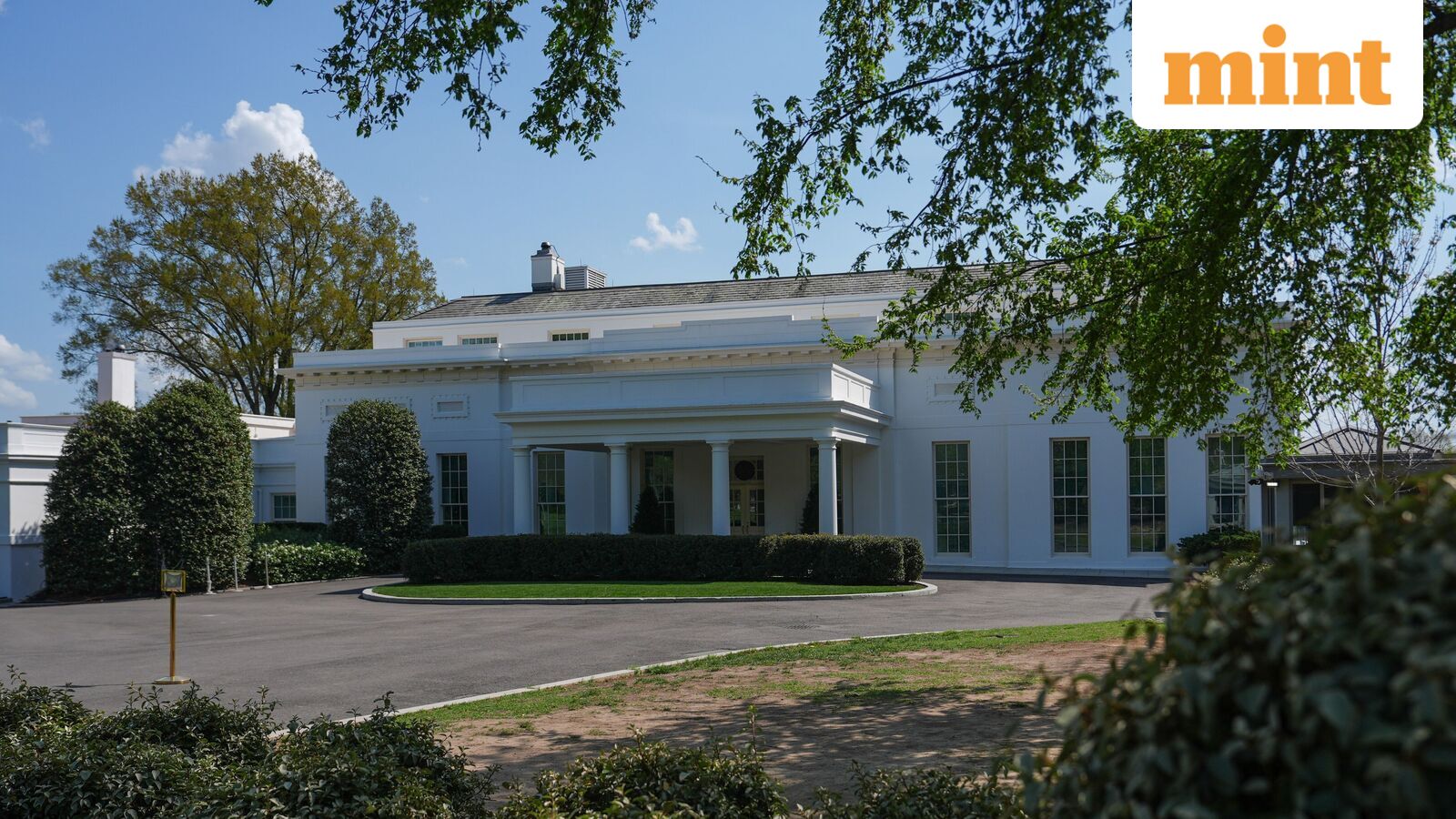 Gunfire reported near Lafayette Park across from White House; US Secret Service launches probe
