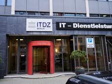 Zahlung der Gehälter soll gesichert werden: Berliner IT-Dienstleister erhält neuen Millionen-Kredit