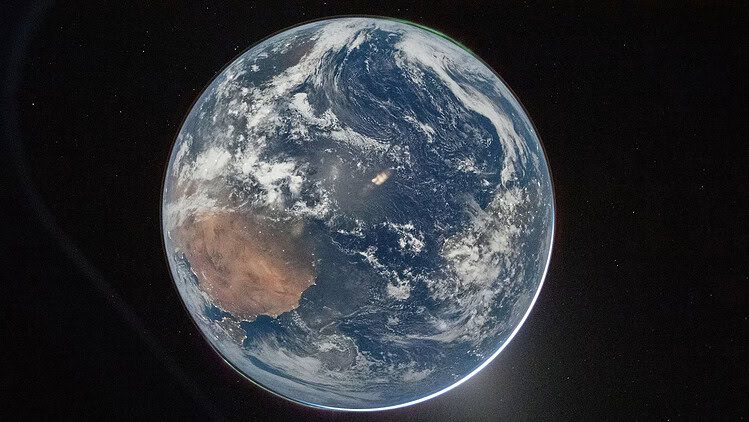 First Photos From the Artemis II Mission Show Earth in Ways Humans Haven’t Seen Since the Apollo Era