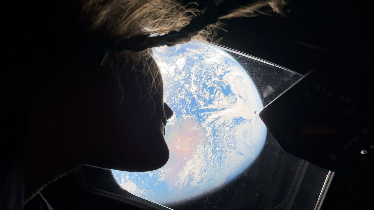 The first iPhone 17 Pro Max photos sent back from the Artemis II mission really are out of this world