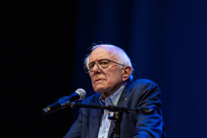The Wire: Bernie Sanders met with prominent AI doomers in Berkeley