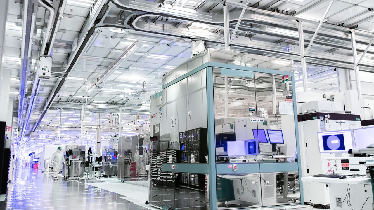 Intel to Buy Back Stake in Ireland Fab as AI-Era Strategy Sharpens