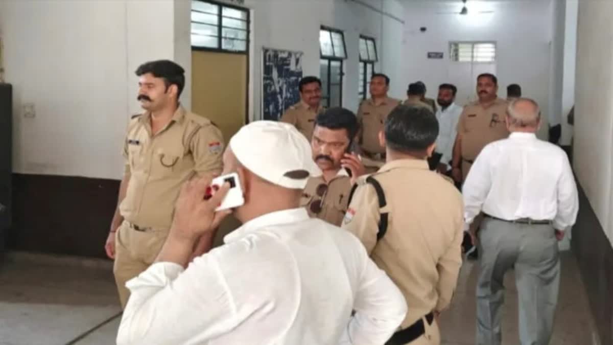 Vigilance Team Arrests PRD Jawan for Bribery Charges